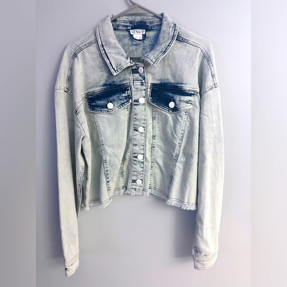 Women’s Jean Jacket Size XL